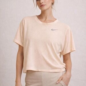 Nike peach Dri-Fit Miler Short Sleeve Top #athleticwear #running